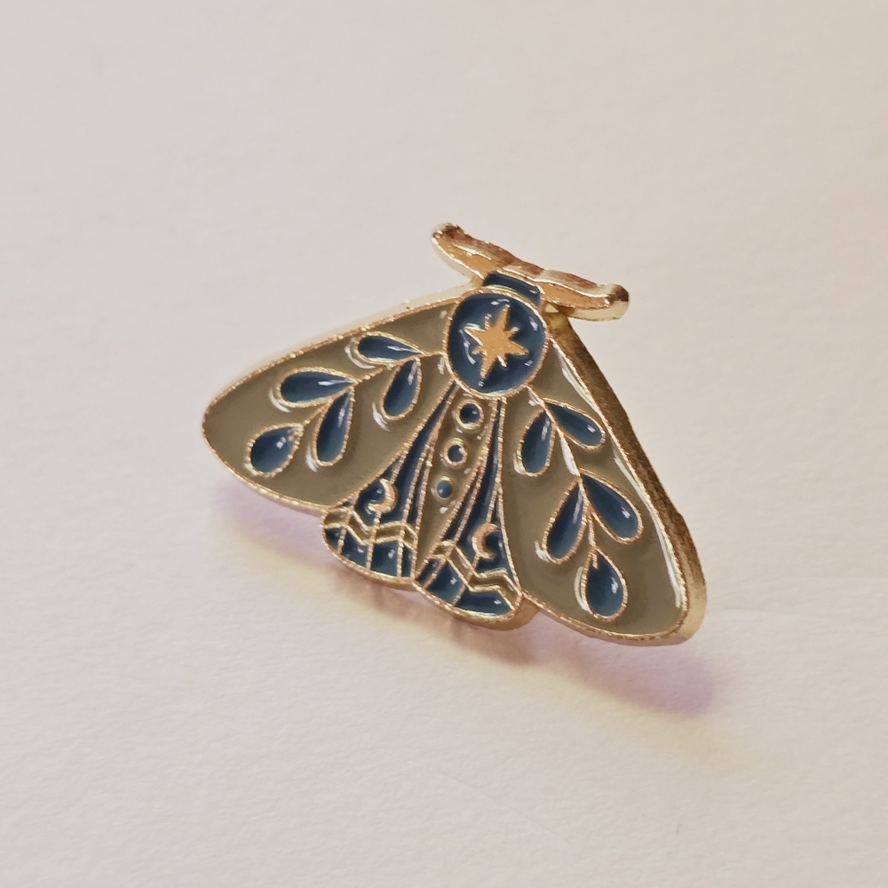 Turquoise Moth Pin